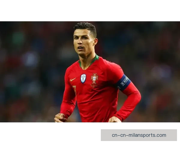 C罗球衣号码是多少 探索这位足球巨星的传奇背后